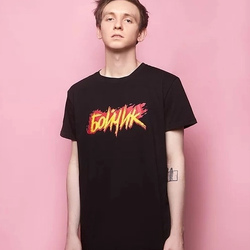 логотип прямой печатью на футболке