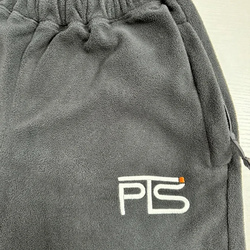 вышивка на штанах